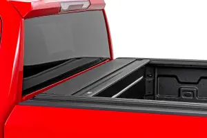 Rough Country - 51120580 | Rough Country Power Retractable Bed Cover For Chevrolet Silverado/GMC Sierra 1500 | 5' 10" Bed - Image 4
