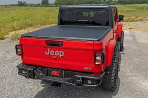 Rough Country - 41620500A | Rough Country Soft Tri-Fold Bed Cover For Jeep Gladiator JT 4WD | 5' Bed - Image 10