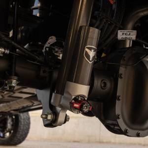 46-20255 | ReadyLift 2.5 Inch Suspesnion Lift Kit with Falcon 3.3 Shocks (F250, F350 Super Duty 4WD | Diesel)
