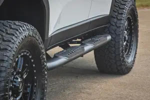 Rough Country - 21018 | Rough Country Oval Nerf Step Toyota Land Cruiser 4WD | Black - Image 4
