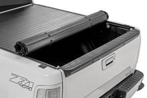 Rough Country - 50123551 | Rough Country Hard Roll Up Bed Cover For Chevrolet Silverado 1500 / GMC Sierra 1500 | 5'9" Bed With Rail Caps - Image 3