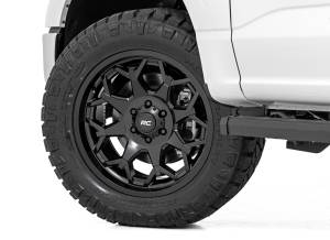 Rough Country - 80202417A | Rough Country 80 Series Wheel | One-Piece / Semi Gloss Black / 20x10 / 6x135 / -25mm - Image 6
