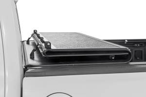 Rough Country - 47410600B | Rough Country Hard Low Profile Bed Cover For Toyota Tacoma 2WD/4WD | 6' Bed - Image 5