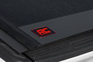 Rough Country - 47410600B | Rough Country Hard Low Profile Bed Cover For Toyota Tacoma 2WD/4WD | 6' Bed - Image 11