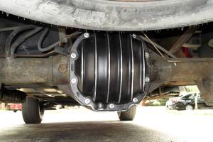 PML Covers - 7064-B | PML Covers Ford 8.8, Straight Fins 10 Bolt Differential Cover For Ford Crown Victoria, Expedition, Explorer, Lighting & F-150 | Black Powder Coated - Image 3
