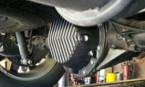 PML Covers - 9504-3-AC | PML Cover GM 9.5 14 Bolt, Patterned Fins For Chevrolet Silverado 1500 & 1500HD / GMC Sierra 1500 & 1500HD | Natural As-Cast Finish, Stock Bolt Size 5/16 Inch  -18x7/8 (-3) - Image 3