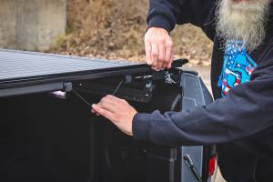 Rough Country - 50215522 | Rough Country Hard Roll Up Bed Cover For Nissan Frontier 2WD/4WD | 5' Bed - Image 12