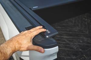 Rough Country - 51129651 | Rough Country Power Retractable Bed Cover For Chevrolet Silverado/GMC Sierra 1500/2500 HD/3500 HD | 6' 7" Bed - Image 11