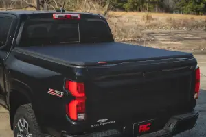 Rough Country - 41215700A | Rough Country Soft Tri-Fold Bed Cover For Chevrolet Colorado / GMC Canyon | 5' Bed - Image 7