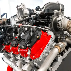 Pacific Performance Engineering - 118021230 | PPE Performance Valve Cover Kit With Accessory Mounting For GM 6.6L Duramax | Polished Finish - Image 2