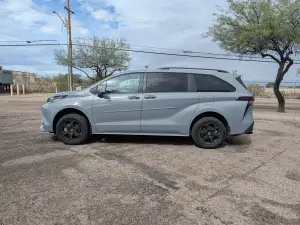 Traxda - 906040 | Traxda 2.0 Inch Front/ 2.0 inch Rear With Sway Bar Links & Shock Brackets Lift Kit For Toyota Sienna FWD/4WD - Image 3