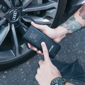 VIAIR - EVC25 | VIAIR Every Vehicle Carry Rechargeable Portable Tire Compressor | 150 PSI, Lithium-ion Battery 2X2000mAh - Image 5