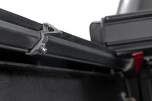 Rough Country - 47415500B | Rough Country Hard Low Profile Bed Cover For Toyota Tacoma 2WD/4WD | 5' Bed - Image 5