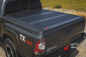 Rough Country - 47415500B | Rough Country Hard Low Profile Bed Cover For Toyota Tacoma 2WD/4WD | 5' Bed - Image 7