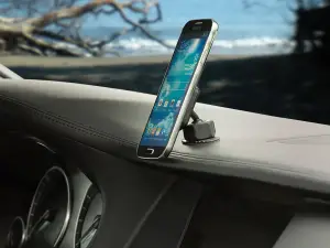 Afe - Advance Flow Engineering - 77-90002 | aFe Power Magnetic Dash Mount with Interchangeable Trims, By Scosche | Silver - Image 3