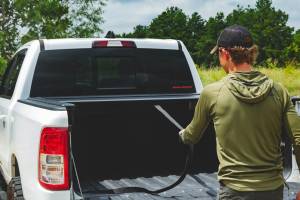Rough Country - 53307550 | Rough Country Manual Retractable Bed Cover For Ram 1500 / 1500 TRX | 5'7" Bed - Image 10