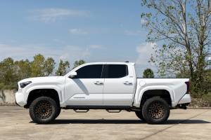 Rough Country - 75640 | Rough Country 3.5 Inch Lift Kit For Toyota Tacoma 4WD | M1 Struts With M1 Rear Shocks - Image 8