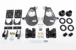 34160 | McGaughys 3-4/5-6 Inch Spindle/Flip Kit Lowering Kit For Chevrolet Silverado / GMC Sierra 1500 with Cast Steel Control Arms | 2WD