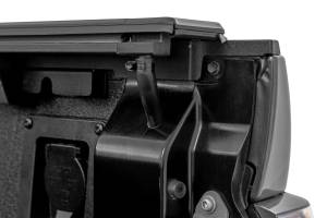 Rough Country - 53514551 | Rough Country Manual Retractable Bed Cover, 5'7" Bed For Toyota Tundra 2WD/4WD - Image 4