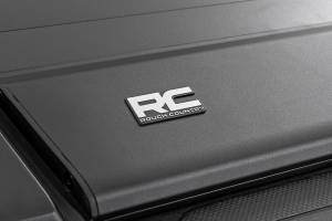 Rough Country - 53514550 | Rough Country Manual Retractable Bed Cover, 5'7" Bed For Toyota Tundra 2WD/4WD - Image 5