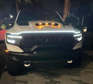 Recon Truck Accessories - 264001AMM | Recon DRL Hood Light with Start-up Sequence in AMBER - 70" Length - Image 3